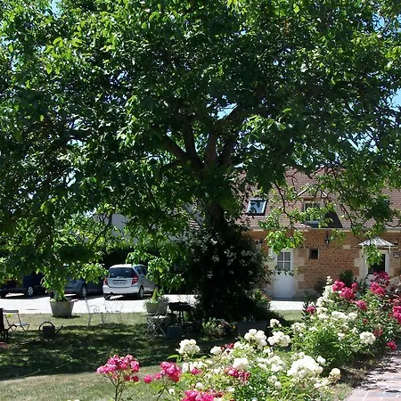 La Charmee Villa Jonquieres  Exterior photo